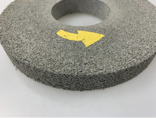 Włóknina z drutu Nylon Scotch Brite Convolute Wheel do usuwania zadziorów z polerowania Kondycjonowanie i wykańczanie powierzchni