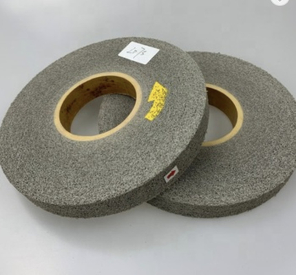 Włóknina z drutu Nylon Scotch Brite Convolute Wheel do usuwania zadziorów z polerowania Kondycjonowanie i wykańczanie powierzchni